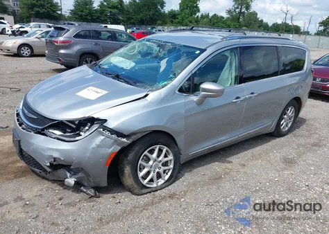 2020 Chrysler Pacifica Touring L z USA, uszkodzony, nr VIN 2C4RC1BG3LR104989